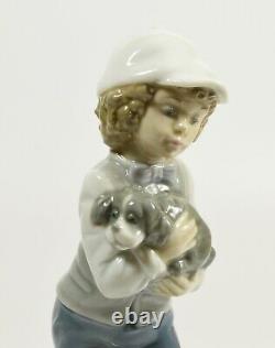 Lovely Lladro Nao Figure Best Buddies Boy With Puppy 1135
