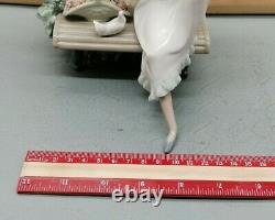 Lovely Very Rare Lladro Sunday In The Park Porcelain Figurine No 5365 SU207