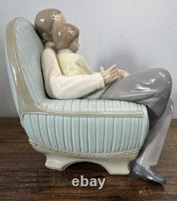 NAO BY LLADRO 1346 IN GRANDPAS ARMS With Original Box