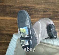 NAO BY LLADRO 1346 IN GRANDPAS ARMS With Original Box