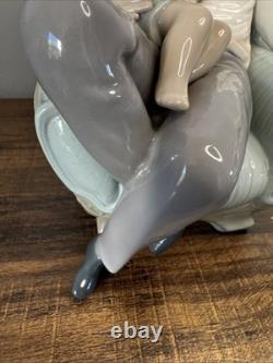 NAO BY LLADRO 1346 IN GRANDPAS ARMS With Original Box