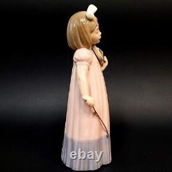 NAO BY LLADRO, GIRL PLAYING VIOLIN #1034, Figure'86 -EXC CONDITION