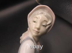 NAO BY LLADRO Girl with Egg/Fruit Basket 4834 9.5 Figurine Sculpture EXCELLENT