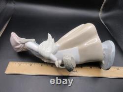NAO BY LLADRO Girl with Egg/Fruit Basket 4834 9.5 Figurine Sculpture EXCELLENT