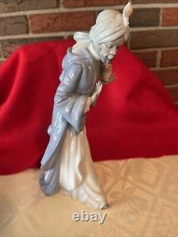 NAO BY LLADRO KING BALTHASAR WITH JUG #12036 Christmas Nativity excellent