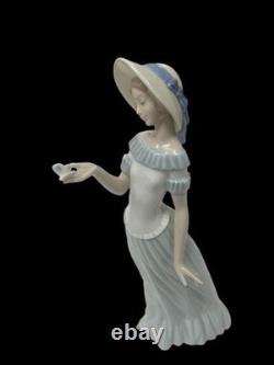 NAO BY LLADRO THE BUTTERFLY'S DANCE #1398 by Jose Javier Malavia MINT Cond