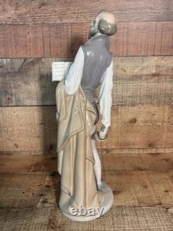 NAO BY Lladro #305 Don Quixote Reading With Sword 14.5 Made in Spain