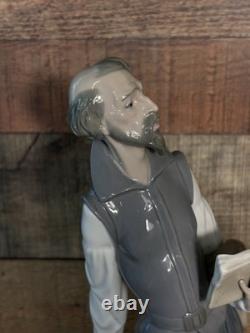 NAO BY Lladro #305 Don Quixote Reading With Sword 14.5 Made in Spain