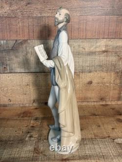 NAO BY Lladro #305 Don Quixote Reading With Sword 14.5 Made in Spain