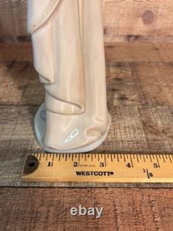 NAO BY Lladro #305 Don Quixote Reading With Sword 14.5 Made in Spain