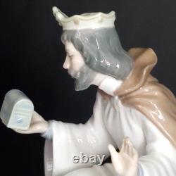 NAO By LLADRO KING MELCHIOR