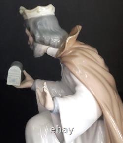 NAO By LLADRO KING MELCHIOR