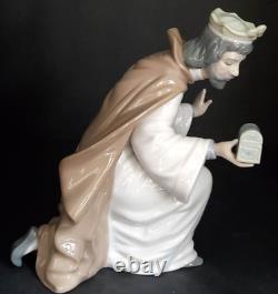 NAO By LLADRO KING MELCHIOR