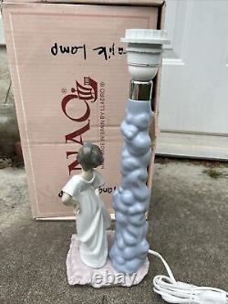 NAO By Lladro #01311 Young Girl Figure Lamp Rare With Box