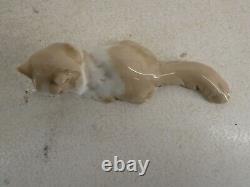 NAO By Lladro Angora Cat Laying Down Figure/Figurine Ornamental Decorative B32