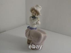 NAO By Lladro Big Hug Girl With Dog/Puppy Figure/Figurine Ornamental Piece E22