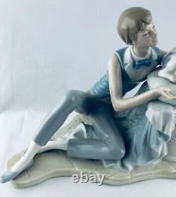 NAO By Lladro Early 1977 Large Sitting Boy & Dog Perfect