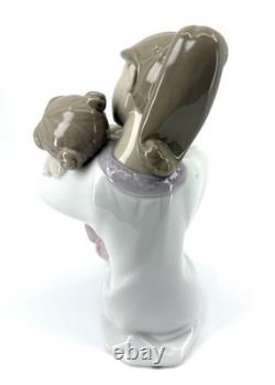 NAO By Lladro Figurine 1467 A Hug of Love 2003 Handmade in Spain Retired