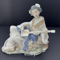 NAO By Lladro Oriental Melody Geisha Girl Playing Samisen Figurine #227