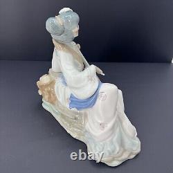 NAO By Lladro Oriental Melody Geisha Girl Playing Samisen Figurine #227