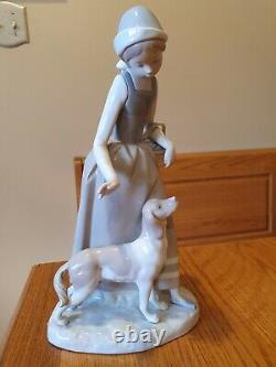 NAO By Lladro Woman Holding Basket With Dog 12 RARE mint condition