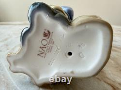 NAO Daisa by Lladro Girl with Dog #1038 Made in Spain 1987 7.5 Figurine