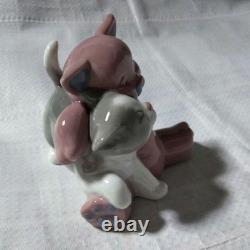 NAO Figurine Bear Interior LLADRO