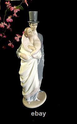 NAO LLADRO SOCIETY COUPLE Porcelain Figure SPAIN VINTAGE RARE 14H