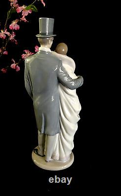 NAO LLADRO SOCIETY COUPLE Porcelain Figure SPAIN VINTAGE RARE 14H