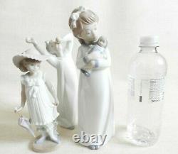 NAO / LLADRO figures group of 3 beautiful figures / SOLD SEPARATE