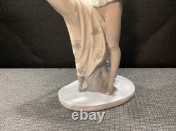 NAO LLADRO figurine Dancing on a Cloud Ballet Couple Man Woman