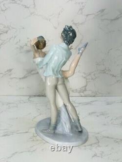 NAO LLADRO figurine Dancing on a Cloud Ballet Couple Man Woman