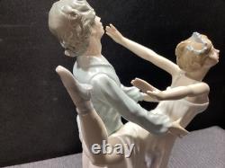 NAO LLADRO figurine Dancing on a Cloud Ballet Couple Man Woman