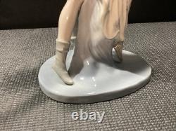 NAO LLADRO figurine Dancing on a Cloud Ballet Couple Man Woman