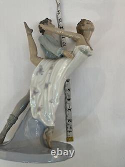 NAO LLADRO figurine Dancing on a Cloud Ballet Couple Man Woman NEW In Box