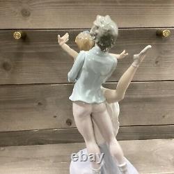 NAO LLADRO figurine Dancing on a Cloud Ballet Couple Man Woman PERFECT