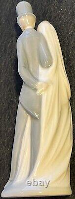 NAO Lladro 109 Just Married Bride & Groom Wedding Cake Topper Porcelain Figure