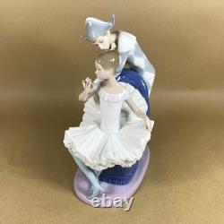 NAO Lladro A Dream Come True Figurine Jester and Ballerina Figurine 384 Retired