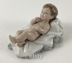 NAO Lladro Baby Jesus Nativity Glazed Porcelain Figure 0312 Hand Made Spain