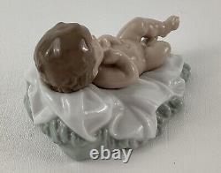 NAO Lladro Baby Jesus Nativity Glazed Porcelain Figure 0312 Hand Made Spain