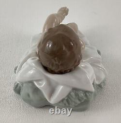 NAO Lladro Baby Jesus Nativity Glazed Porcelain Figure 0312 Hand Made Spain