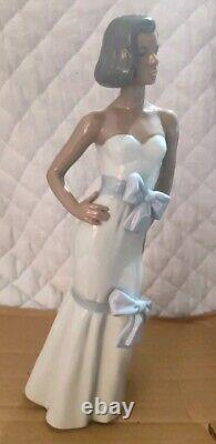 NAO Lladro Dasia Figurine, Dark Lady, RARE