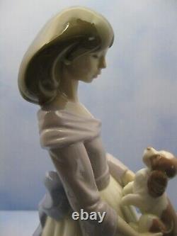 NAO Lladro Lady with Her Spoiled Puppy Figurine 1998