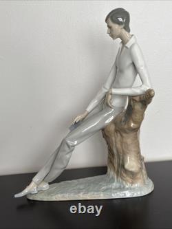 NAO Lladro Large Figure Boy on Stump With Book
