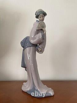 NAO Lladro Porcelain Figurine Geisha with Fan H 34cm top condition