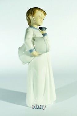 NAO Lladro Spain porcelain figurine ° bedtime ° girl with pillow and clock