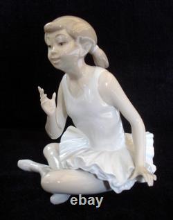 NAO Porcelain Attentive Ballet Dancer Seated Ballerina Figurine # 0146 Mint