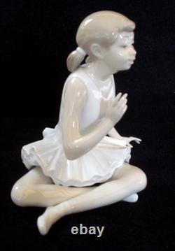 NAO Porcelain Attentive Ballet Dancer Seated Ballerina Figurine # 0146 Mint
