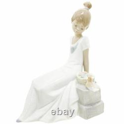 NAO Spring Girl Bird Basket Pottery Doll Figure 17cm