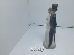 NAO by LLADRO Just Married #00109 1991 Retired with original box
